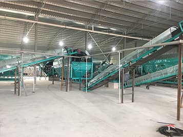 雞糞有機(jī)肥翻拋造粒生產(chǎn)線